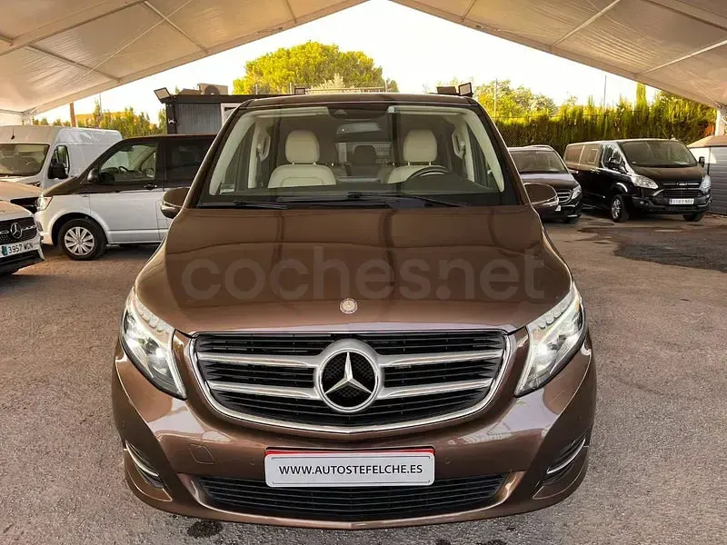 Usado Mercedes V250 Exclusive 204 CV (150 kW) 2018 Marrón Monovolumen