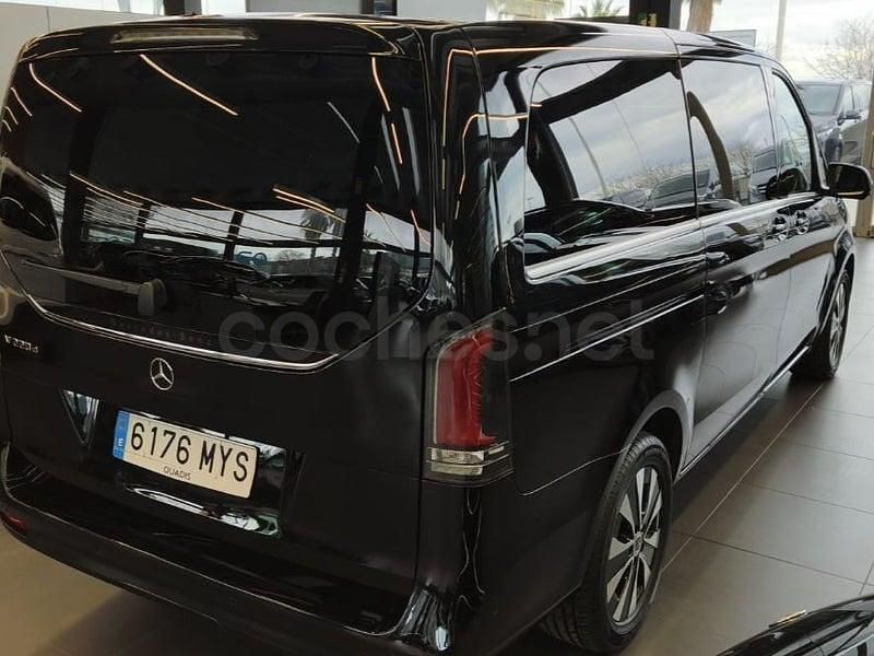 Usado Mercedes V220 Avantgarde 163 CV (119 kW) 2025 Negro Monovolumen