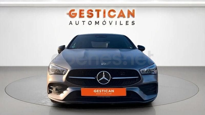 Usado Mercedes CLA250e 218 CV (160 kW) 2022 Gris / plata Berlina