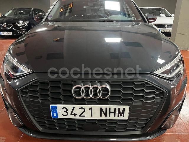 Gris / plata Usado 2022 Audi A3 Sportback e-tron S-Line Utilitario | 26.900 € (Buen precio) - Imagen 1/4