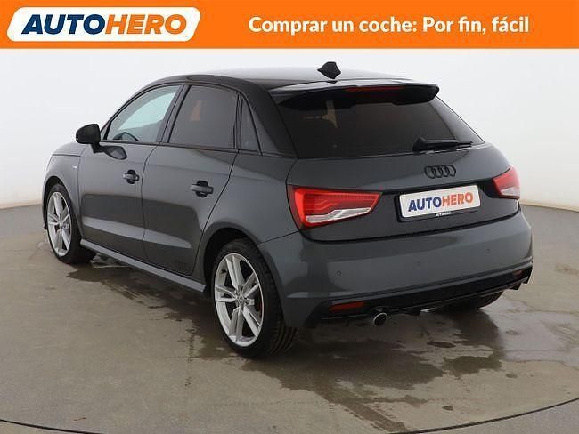 Usado Audi A1 Attraction 115 CV (84 kW) 2018 Gris