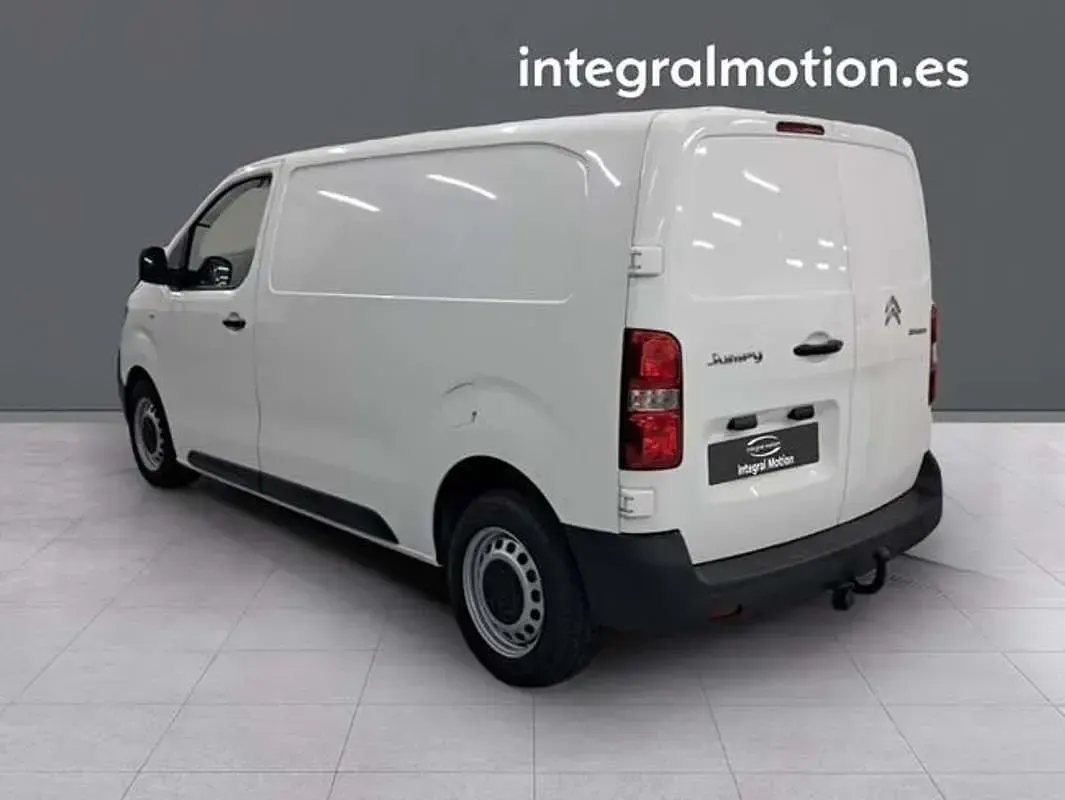 Usado Citroën Jumpy 102 CV (75 kW) 2024 Blanco Monovolumen