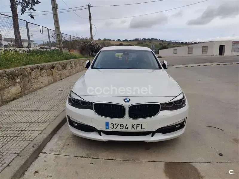 Usado BMW 320 190 CV (139 kW) 2017 Blanco Berlina