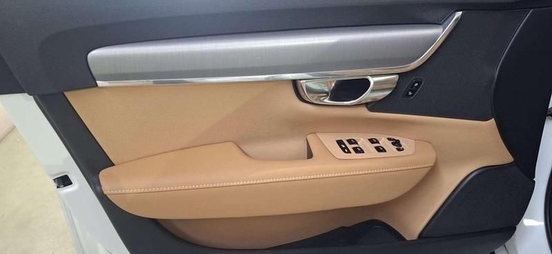 Begagnad Volvo V90 Business Edition 190 HK (139 kW) 2019 Vit Kombi