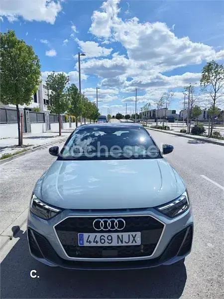 Usado Audi A1 Sportback S-Line 150 CV (110 kW) 2026 Gris / plata Utilitario