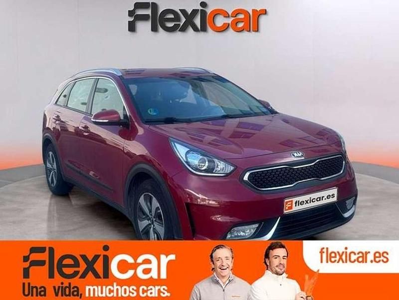 Usado Kia Niro 141 CV (103 kW) 2017 Rojo SUV
