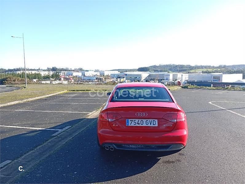 Usado Audi A4 S-Line 170 CV (125 kW) 2010 Rojo Berlina