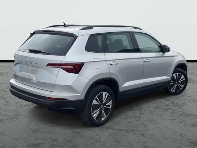 Usado Skoda Karoq Ambition 116 CV (85 kW) 2022 Plateado SUV