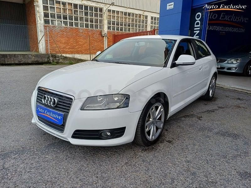 Usado Audi A3 Ambition 105 CV (77 kW) 2009 Blanco Utilitario