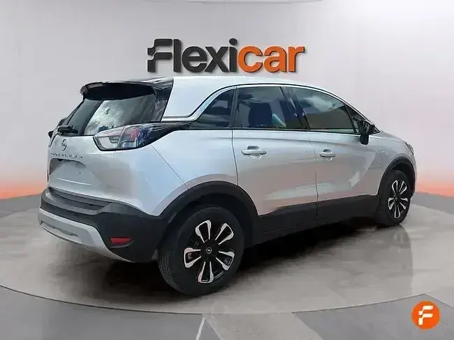 Usado Opel Crossland Elegance 110 CV (80 kW) 2024 Gris SUV