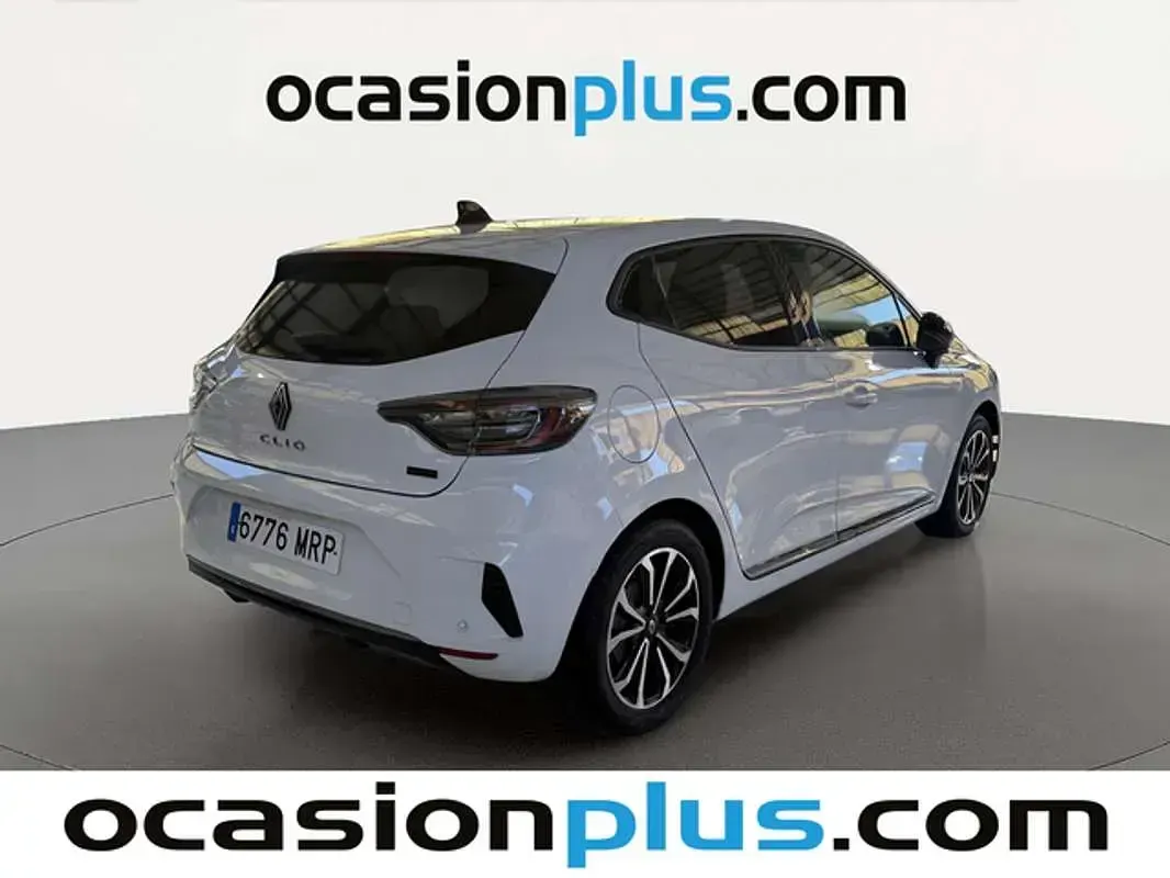 Usado Renault Clio V Techno 143 CV (105 kW) 2024 Blanco Utilitario