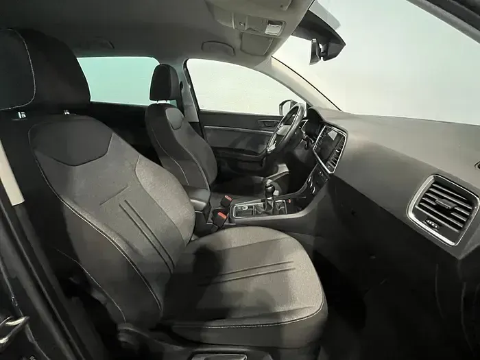 Usado Seat Ateca Style 150 CV (110 kW) 2021 Gris SUV