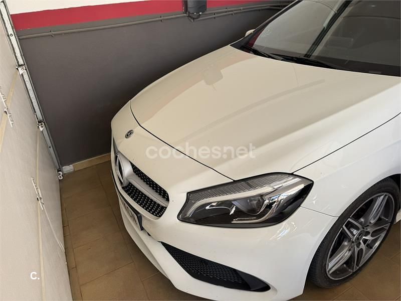 Usado Mercedes A200 136 CV (100 kW) 2018 Blanco Berlina