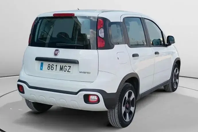 Usado Fiat Panda Cross Cross 69 CV (50 kW) 2023 Utilitario
