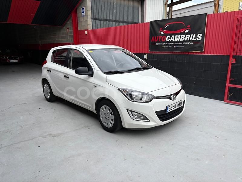 Blanco Usado 2012 Hyundai i20 Berlina | 5490 € (Buen precio) - Imagen 1/4