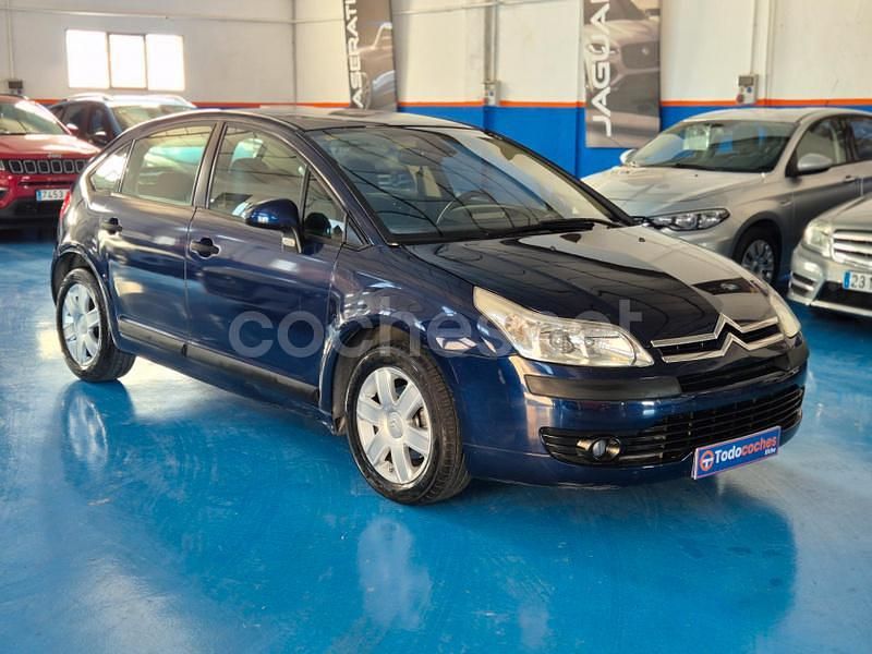 Usado Citroën C4 110 CV (80 kW) 2007 Azul Berlina