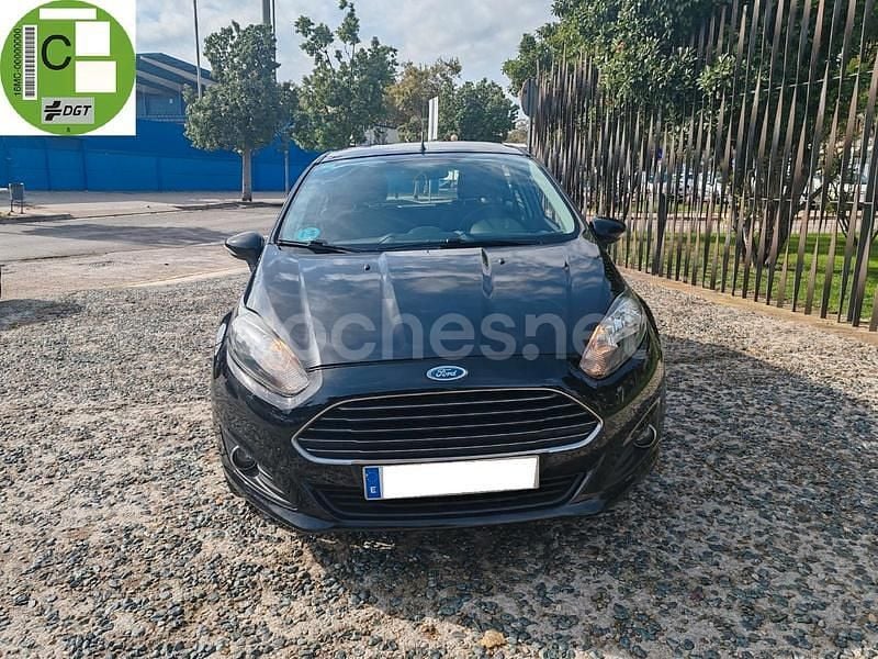 Negro Usado 2014 Ford Fiesta Trend Utilitario | 6490 € (Precio justo) - Imagen 1/4