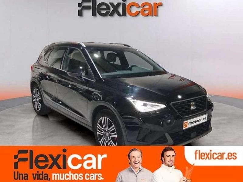 Negro Usado 2024 Seat Arona FR SUV | 17.990 € (Precio justo) - Imagen 1/4