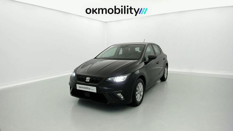 Preto midnight Usado 2023 Seat Ibiza Style | 13.130 € (Precio justo) - Imagen 1/4