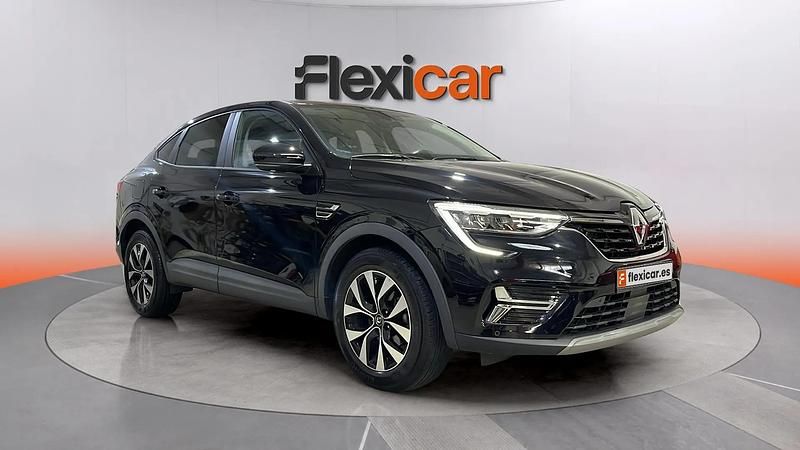 Käytetty Renault Arkana Evolution 145 HP (106 kW) 2023 Musta Katumaasturi