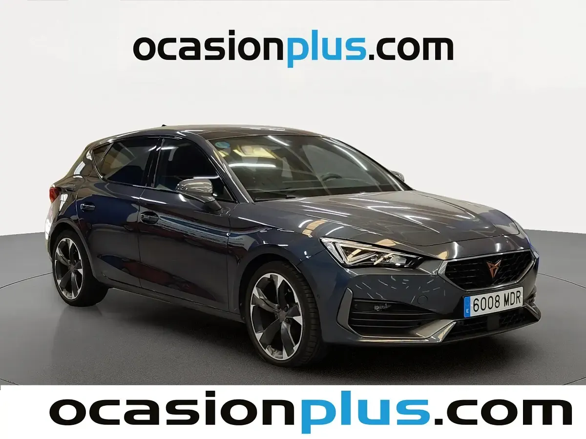 Usado Cupra Leon 150 CV (110 kW) 2023 Gris Utilitario