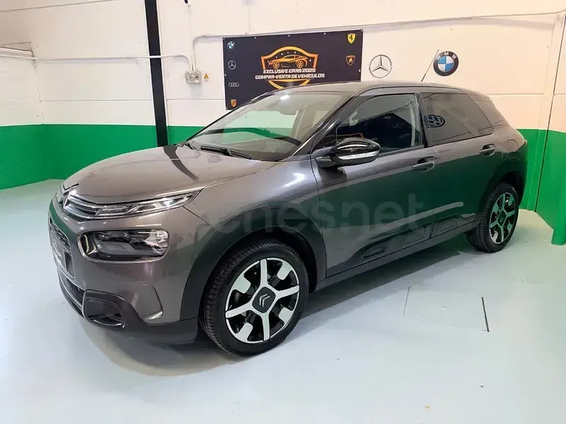 Usado Citroën C4 Feel 120 CV (88 kW) 2018 Gris / plata Berlina