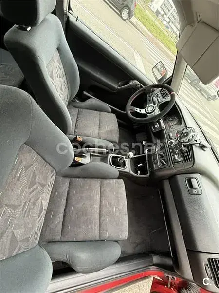 Usado VW Golf III GTI 115 CV (84 kW) 1992 Rojo Utilitario