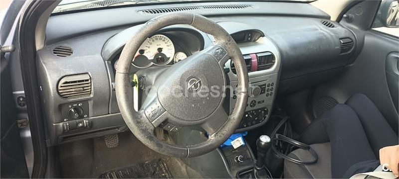 Usado Opel Corsa Sport 90 CV (66 kW) 2005 Gris / plata Utilitario