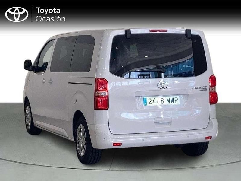Usado Toyota Proace 147 CV (108 kW) 2024 Blanco Monovolumen