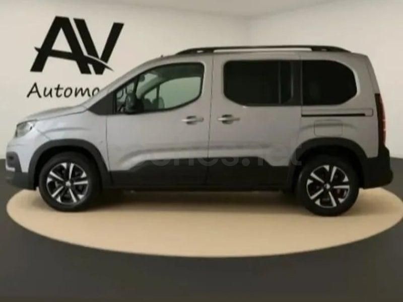 Usado Peugeot Rifter GT 130 CV (95 kW) 2023 Gris / plata Monovolumen