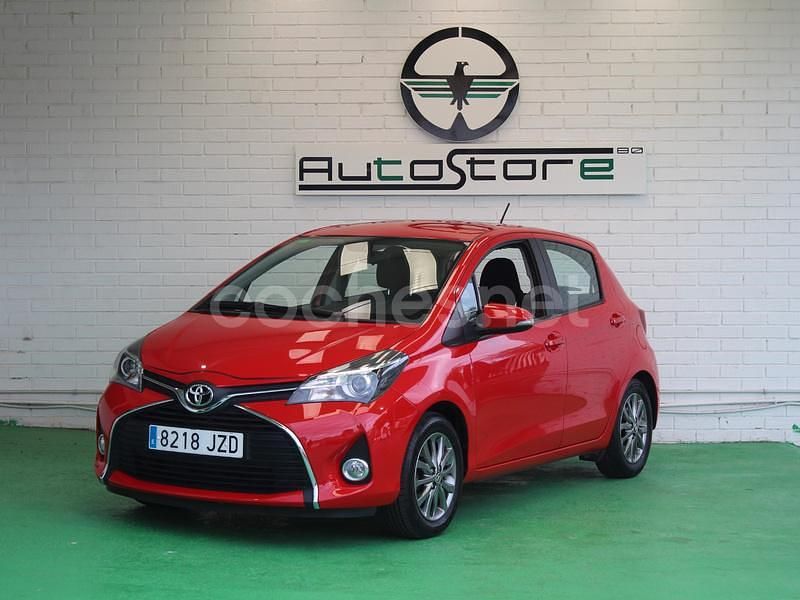 Rojo Usado 2017 Toyota Yaris Berlina | 14.500 € (Precio justo) - Imagen 1/4