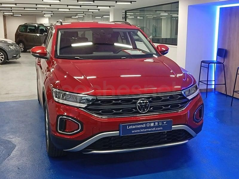 Usado VW T-Roc 150 CV (110 kW) 2025 Granate SUV