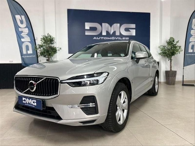 Usado Volvo XC60 Plus 197 CV (144 kW) 2022 Gris / plata SUV