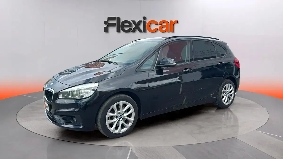 Usado BMW 218 150 CV (110 kW) 2019 Negro Familiar