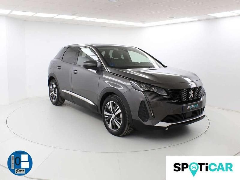 Usado Peugeot 3008 Allure 224 CV (164 kW) 2021 Gris SUV