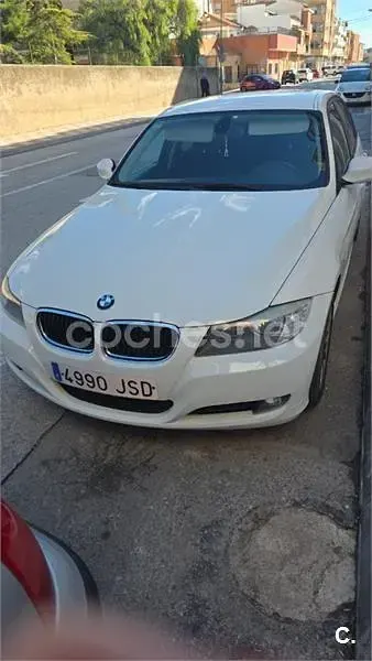 Usado BMW 318 143 CV (105 kW) 2011 Blanco Berlina