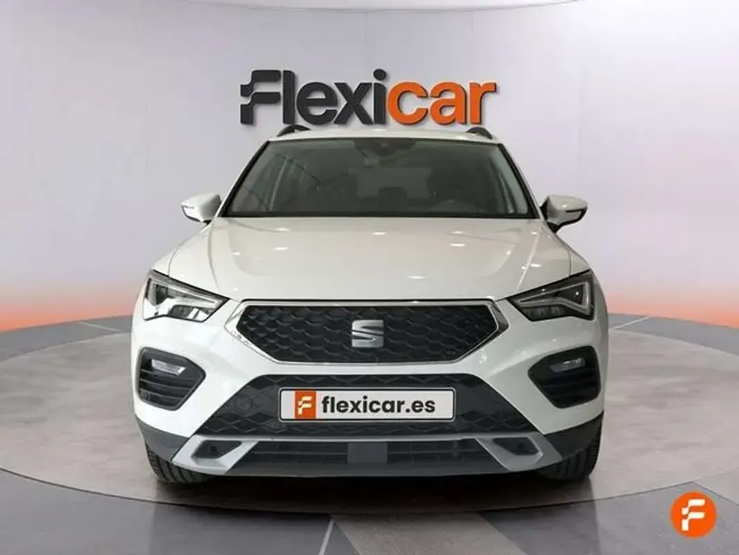 Usado Seat Ateca Style 150 CV (110 kW) 2023 Blanco SUV