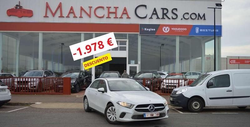 Blanco Usado 2021 Mercedes A180 Utilitario | 17.490 € (Super precio) - Imagen 1/4