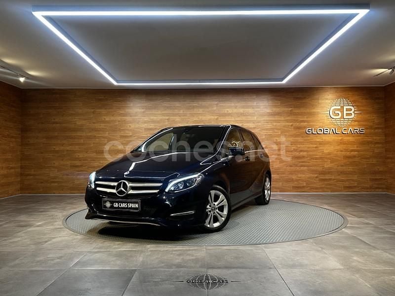 Azul Usado 2017 Mercedes B220 Monovolumen | 21.990 € (Un poco caro) - Imagen 1/4