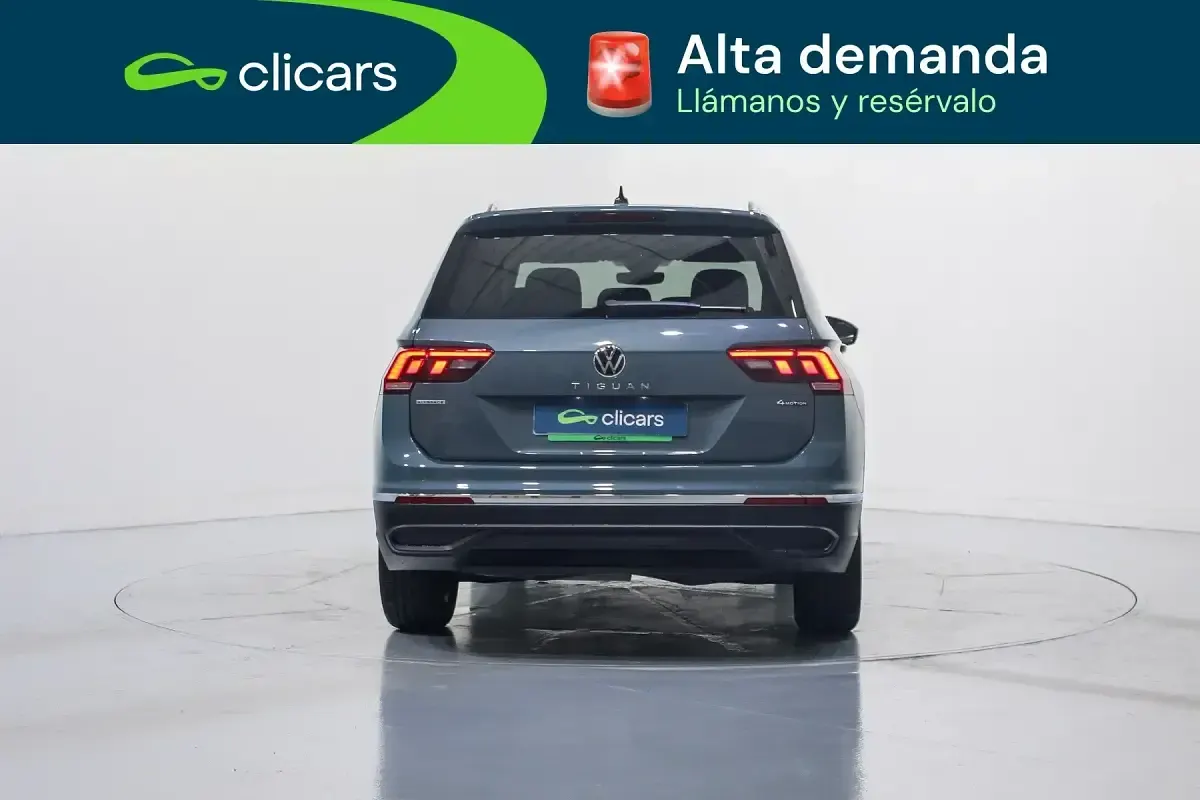 Usado VW Tiguan Allspace Life 150 CV (110 kW) 2022 Azul SUV
