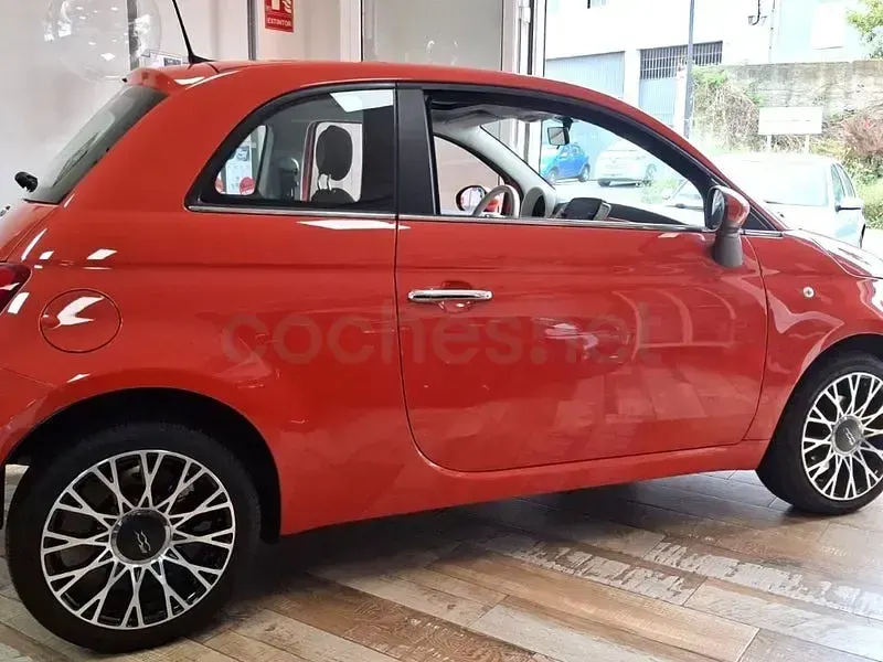 Usado Fiat 500 Dolcevita 70 CV (51 kW) 2024 Naranja Berlina