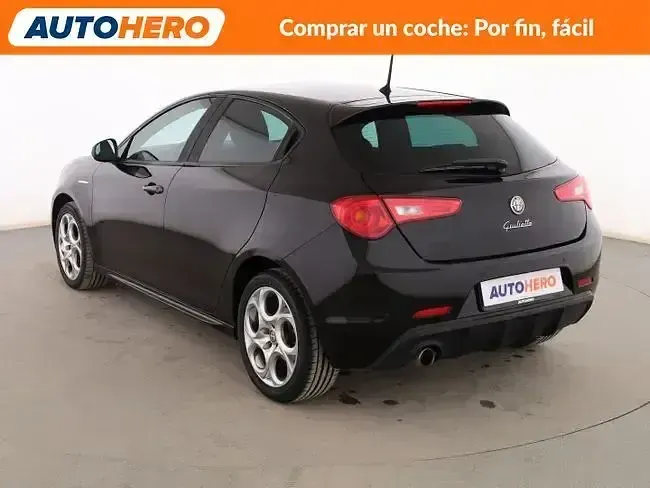 Usado Alfa Romeo Giulietta Sprint 105 CV (77 kW) 2015 Negro Utilitario