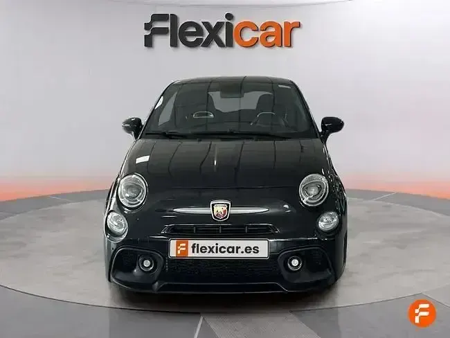 Usado Abarth 595 165 CV (121 kW) 2022 Negro Utilitario