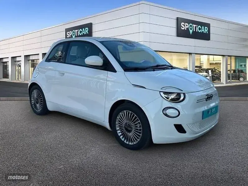 Usado Fiat 500e Icon 86 kW (118 CV) 2023 Blanco Berlina