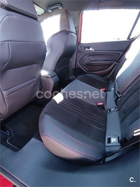 Usado Peugeot 308 GTi 270 CV (198 kW) 2018 Rojo Berlina