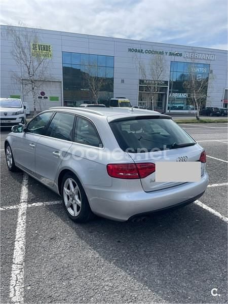 Usado Audi A4 Advanced 143 CV (105 kW) 2012 Gris / plata Berlina