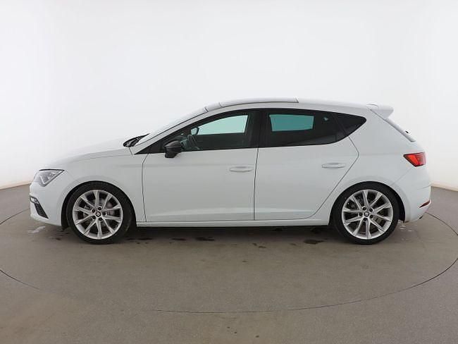 Usado Seat Leon FR 151 CV (111 kW) 2017 Blanco Berlina