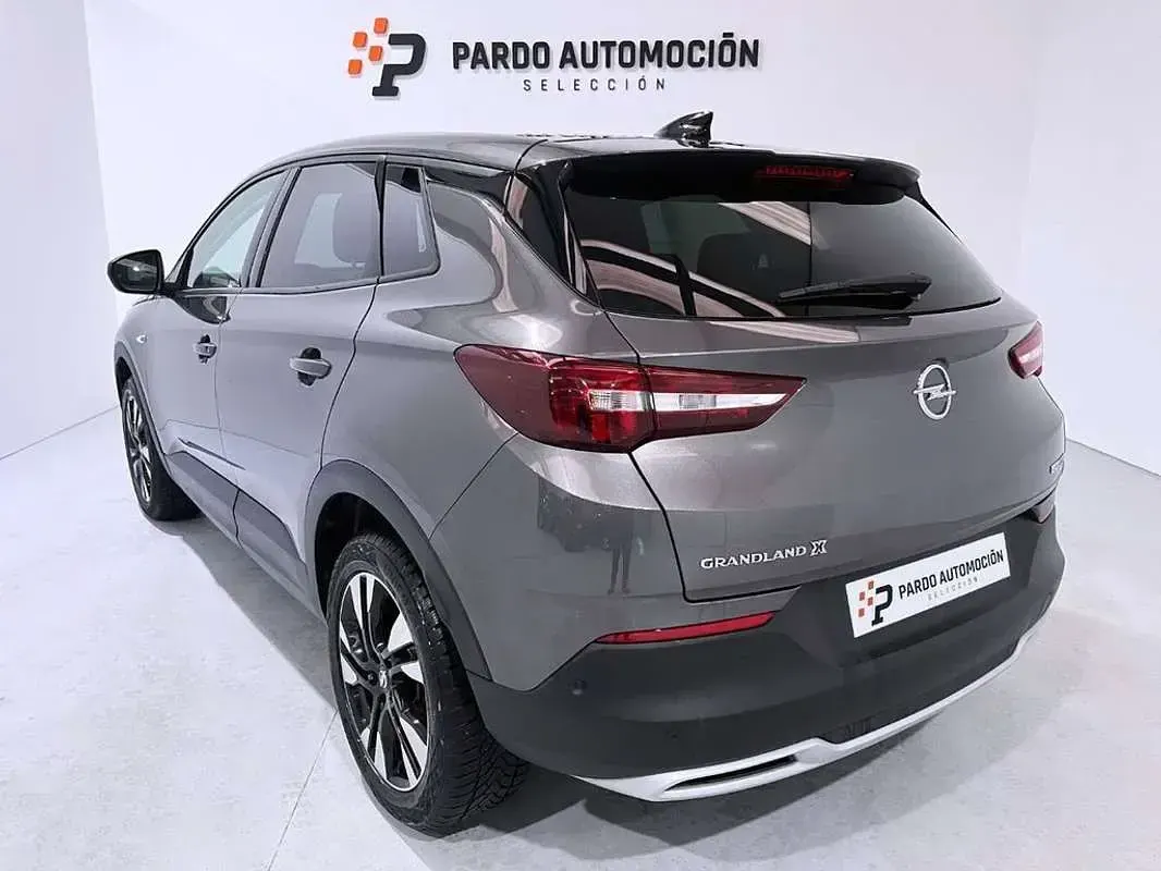 Käytetty Opel Grandland X Elegance 131 HP (96 kW) 2022 Harmaa Katumaasturi