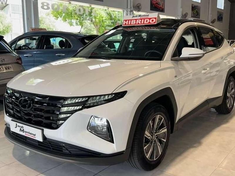 Blanco Usado 2024 Hyundai Tucson SUV | 27.900 € (Un poco caro) - Imagen 1/4