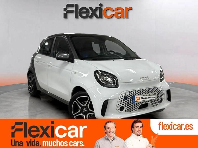 Blanco Usado 2021 Smart ForFour Electric Drive | 15.490 € (Caro) - Imagen 1/4